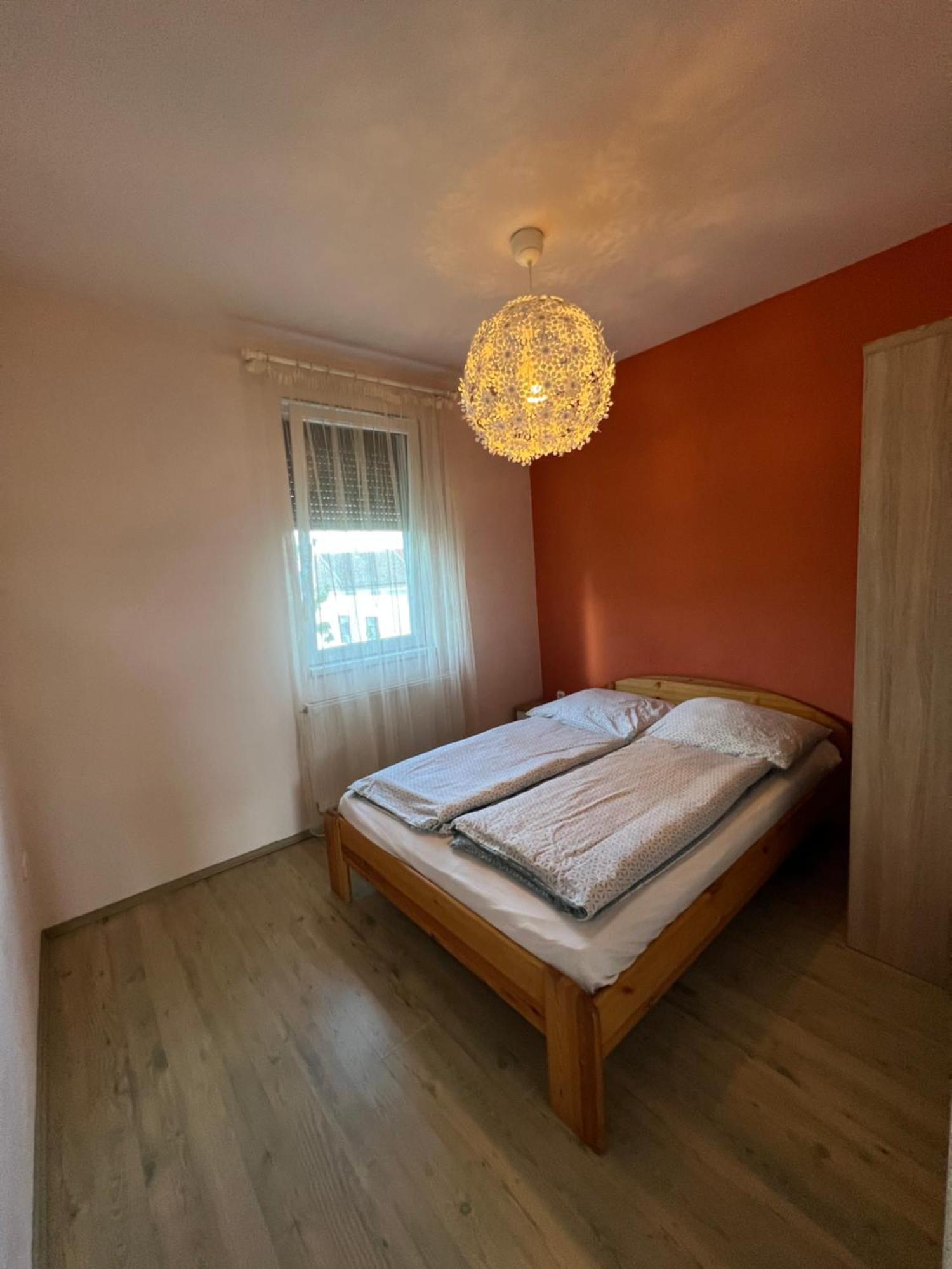 Kristály Apartman Szeged Exterior foto